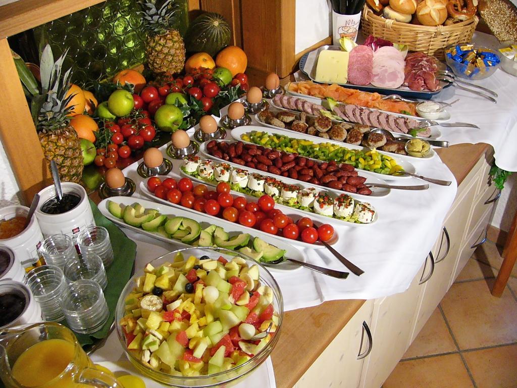 Gästehaus Maria Theresia Garni Hotel 3*